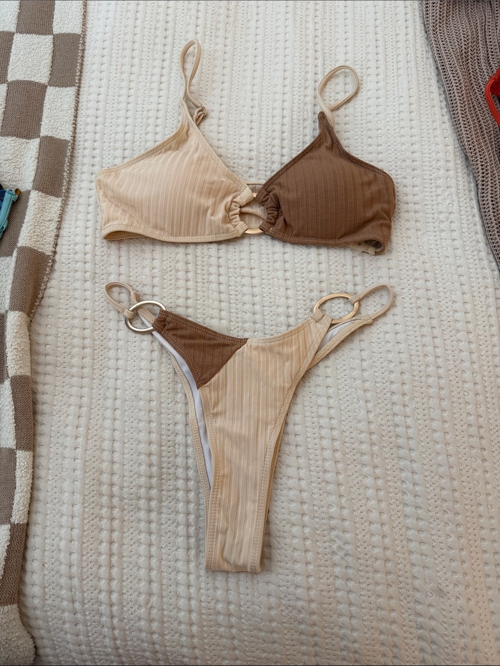 SHEIN Two-Tone Beige & Brown Ribbed Bikini